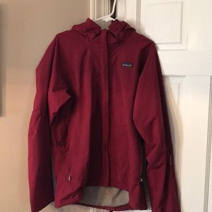 Patagonia women’s h2no raincoat